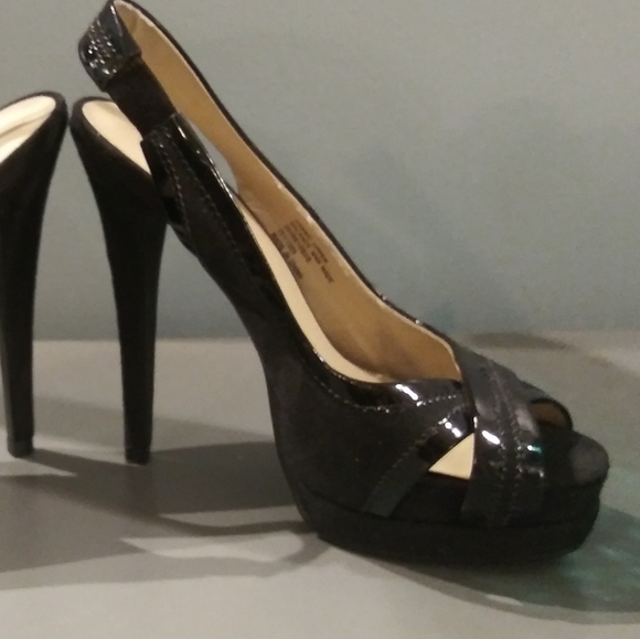 Colin Stuart Black Suede & Patent Leather Sling Heels | Size 6 - Picture 2 of 12